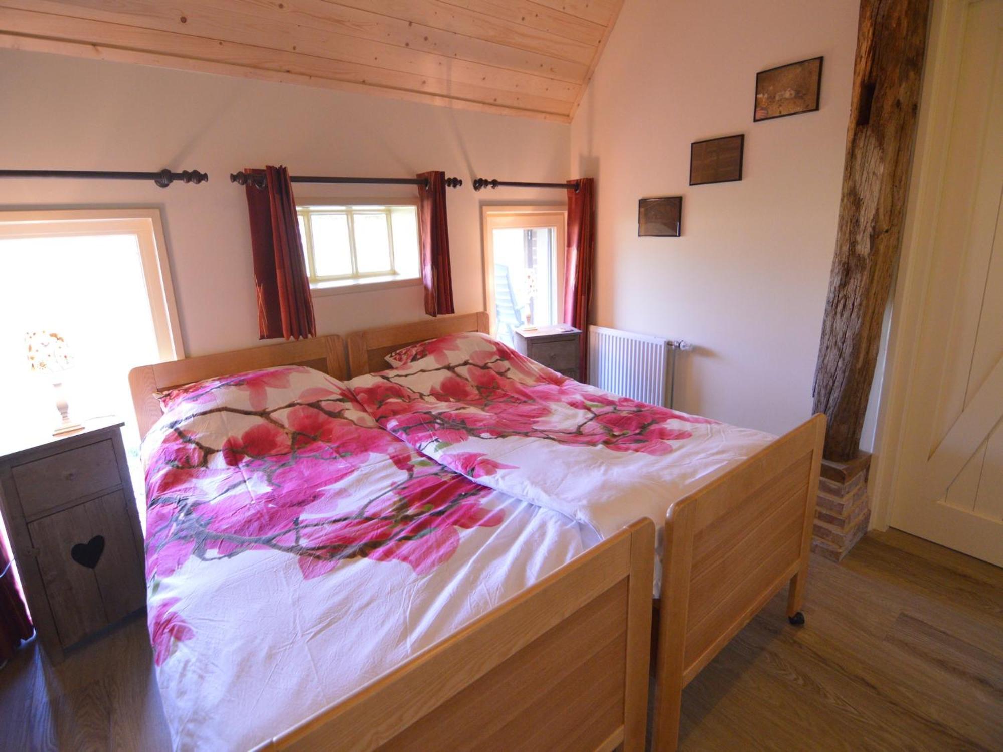 Quaint Farmhouse In Geesteren With Meadow View ภายนอก รูปภาพ